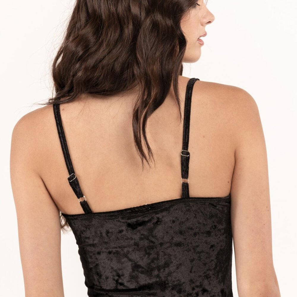 FULL TILT Velvet Lace Trim Womens Cami - Picture 3 of 6